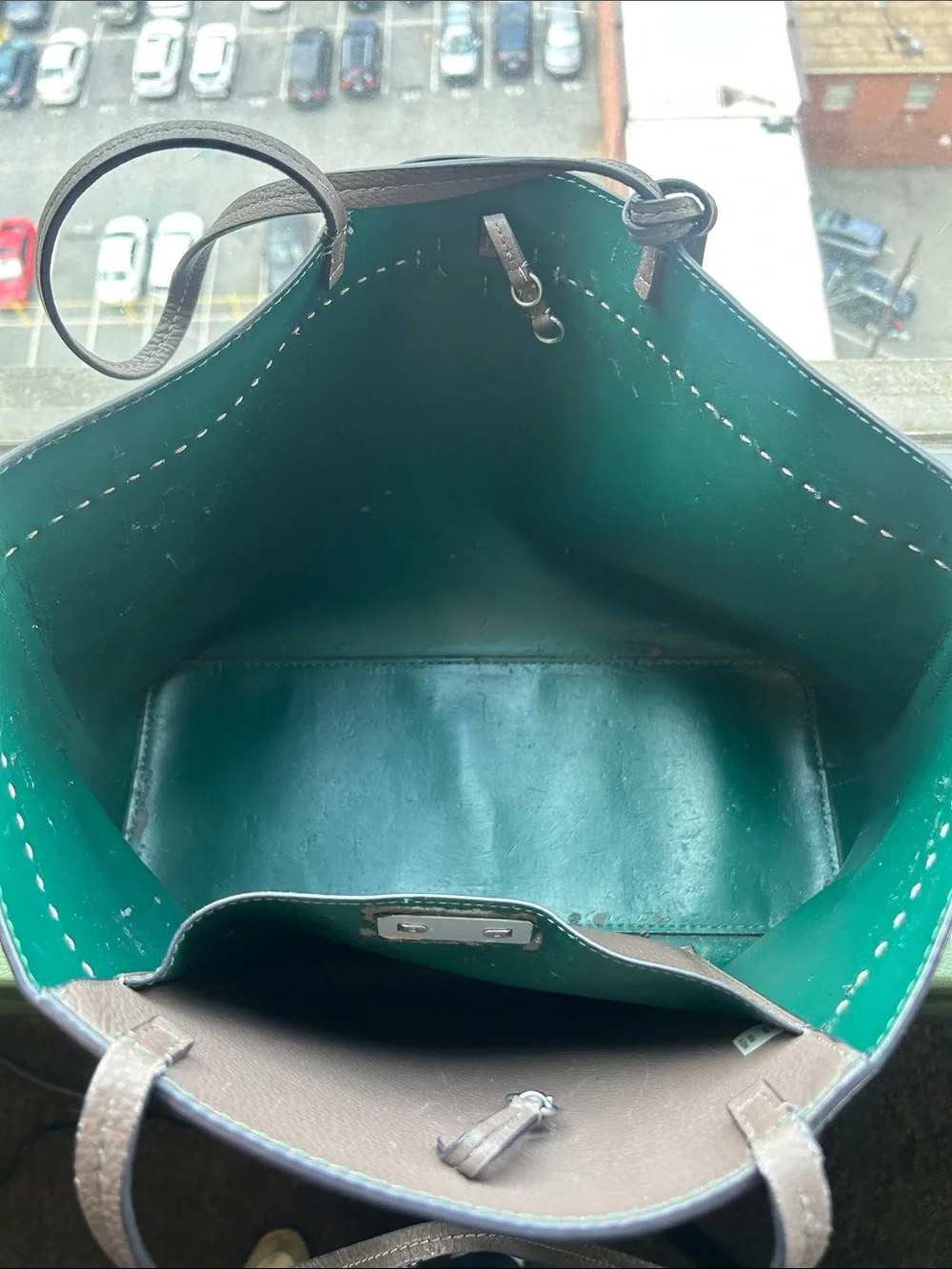 Tory Burch griege Leather Tote with Tassel Logo